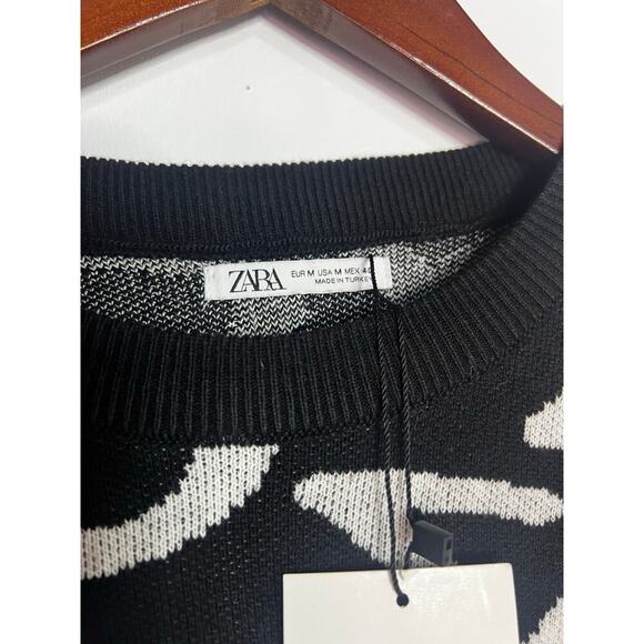 Zara Geometric Jacquard Sweater Size Medium NEW - Picture 5 of 7